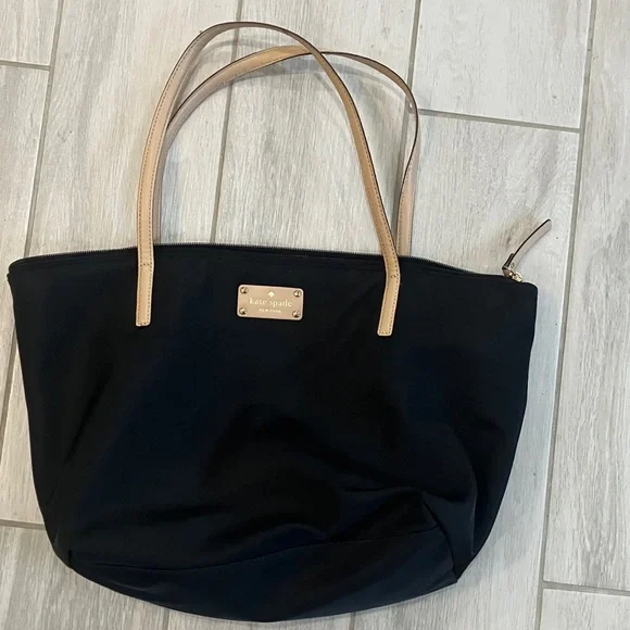 Kate Spade Kennedy Park Sophie Black Nylon Tote with Tan Handles- EUC - Picture 3 of 9